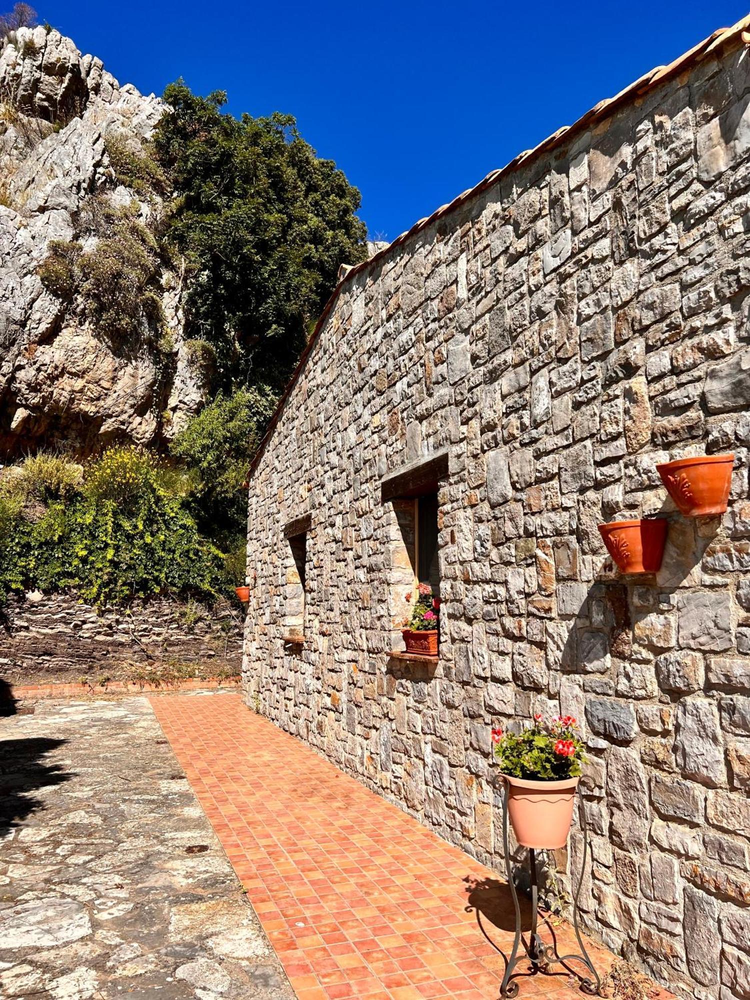 Mandra Chiusilla Villa Collesano Екстериор снимка